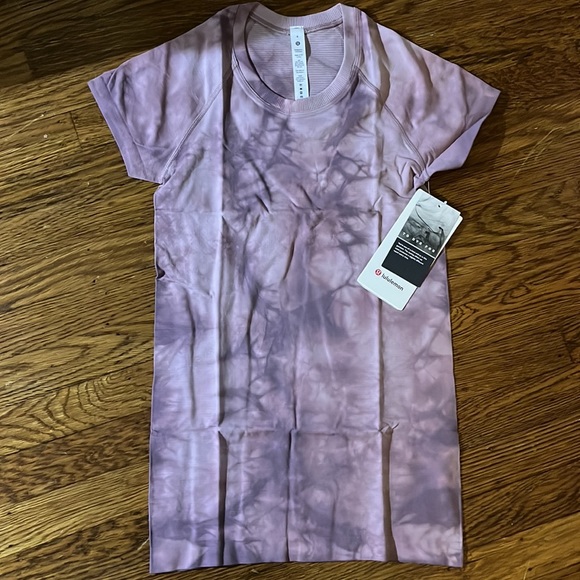 lululemon swiftly tech short sleeve shirt - Picture 8 of 9